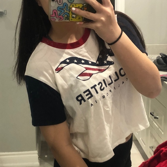 Hollister California Blue and Red USA Tee - Picture 4 of 5